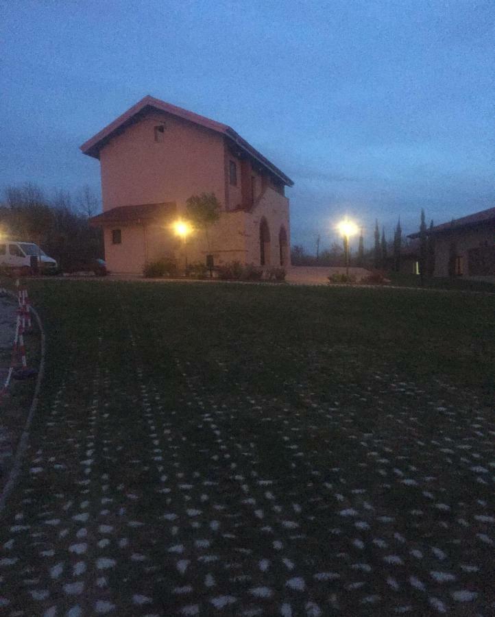 Agriturismo Montebeltrano Villa Poleio Luaran gambar